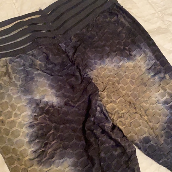 Size XL matching workout/loungewear set from Fashion Nova - Picture 5 of 7